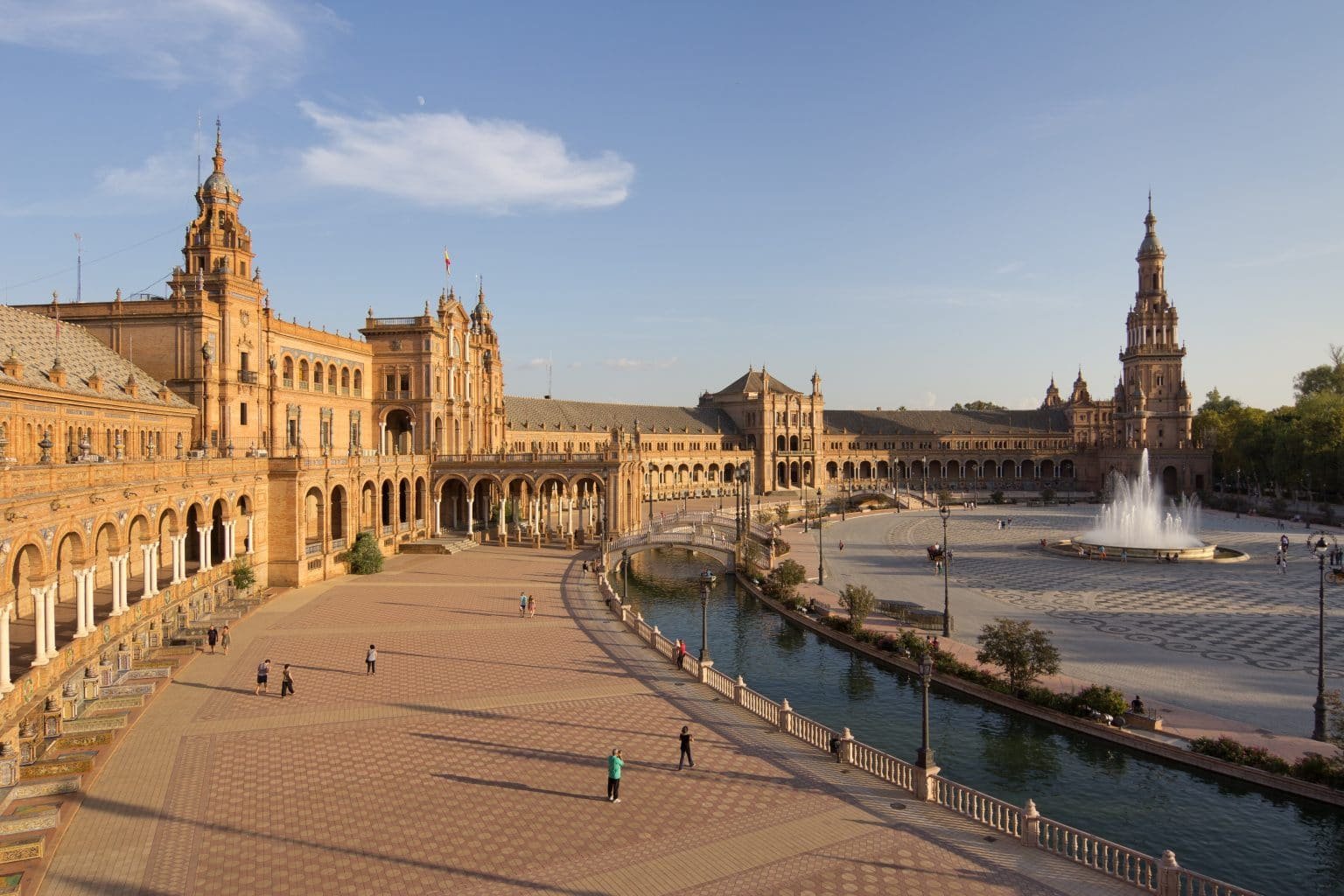 Seville-Plaza